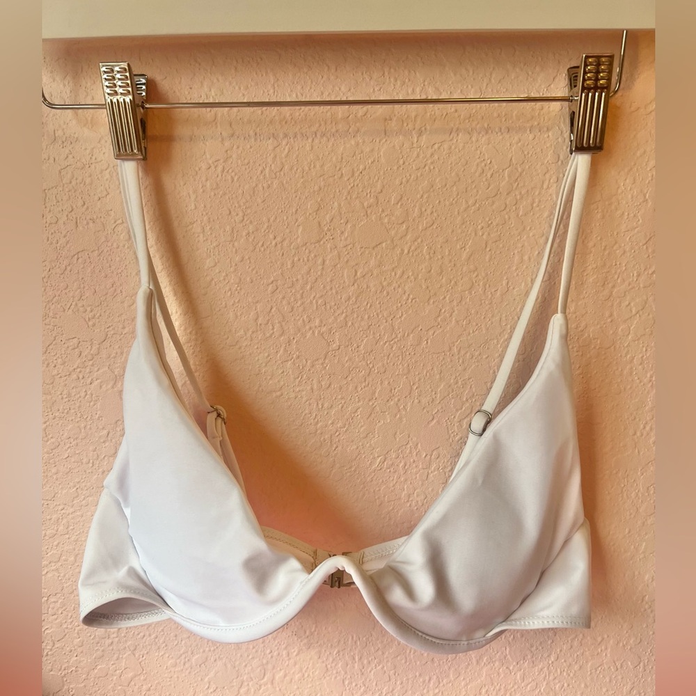๐ค SOLD ๐ค Underwire Bikini Top - Picture 10 of 12